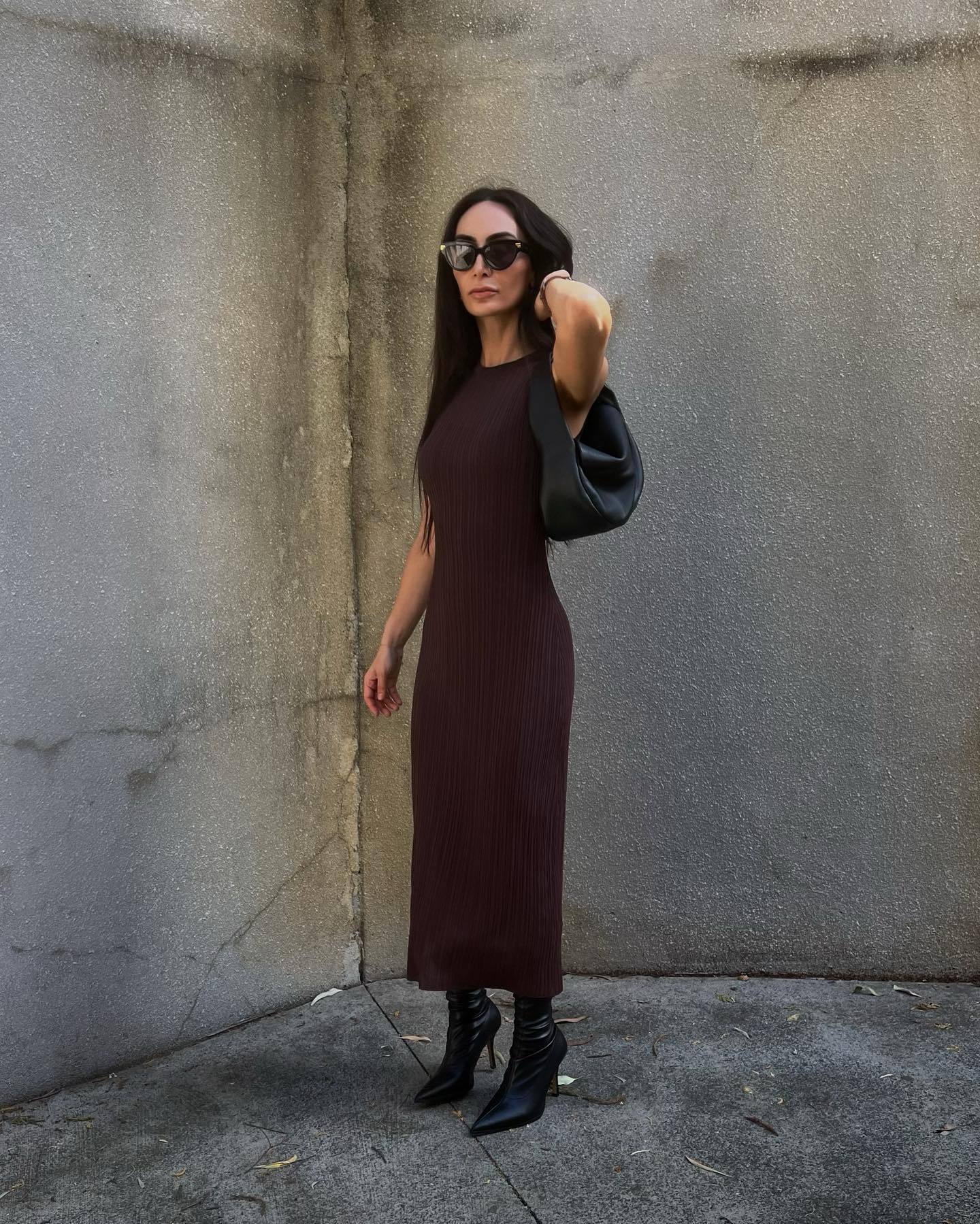 SIENNA OLIVE KNIT MIDI DRESS